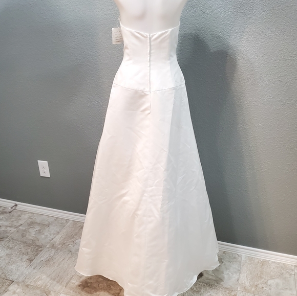 VTG David's Bridal Satin A-line Wedding Dress - Picture 2 of 11